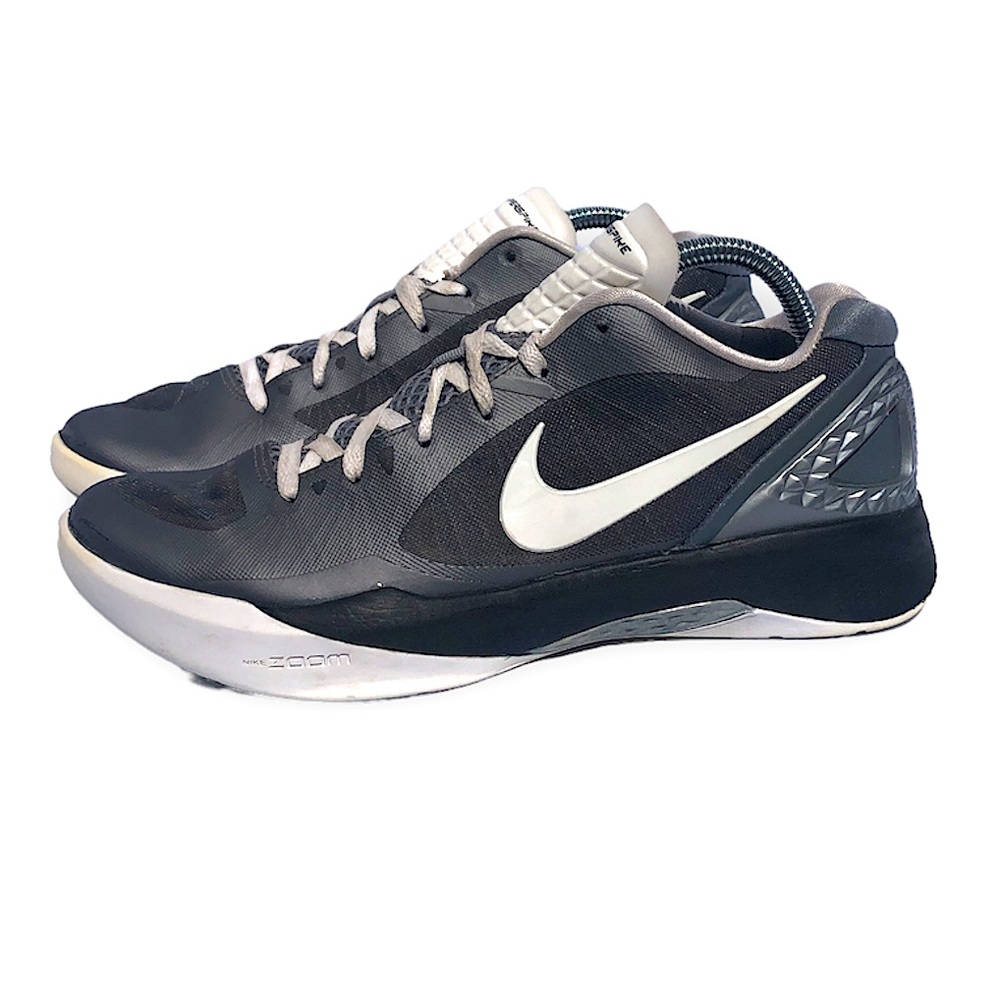 NIKE Zoom Volleyball Hyper Spike Black WOMENS size 9.5 Athletic Sneakers
